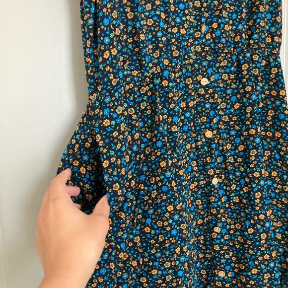 Floral Sleeveless Midi Dress - Black and Orange - Picture 9 of 10